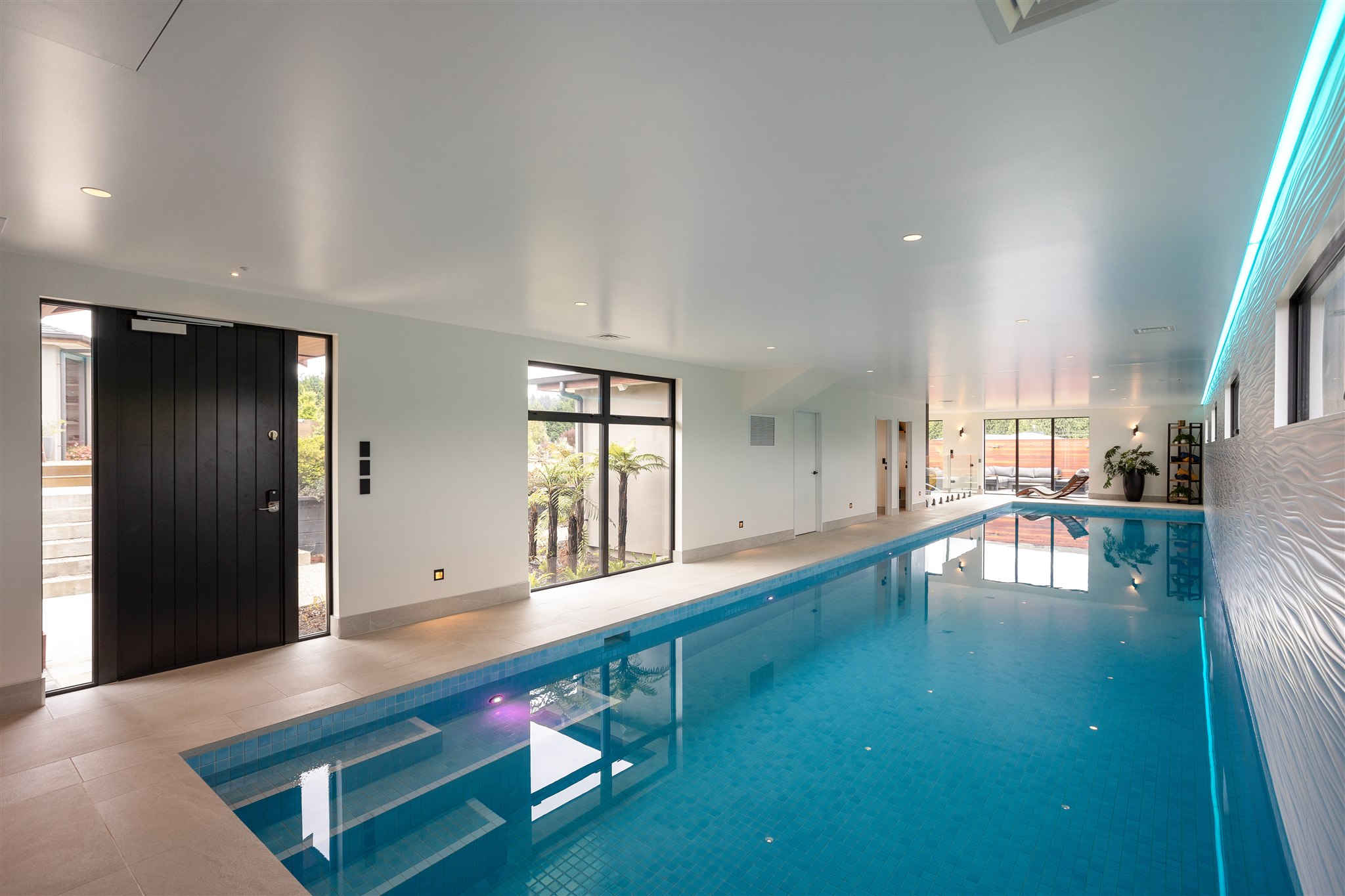Katipo Design-pool-entry-tiled-feature-wall-lighting-18metres